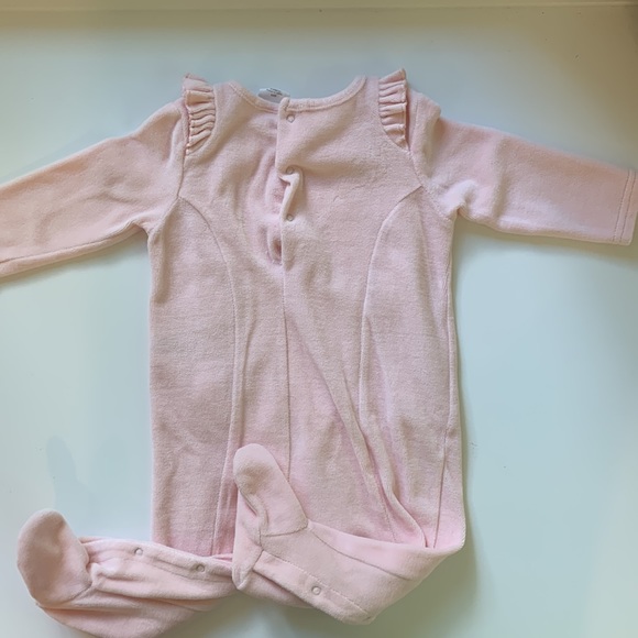 EUC Starting out pink velour ruffle footie pajamas (9M) - Picture 4 of 4